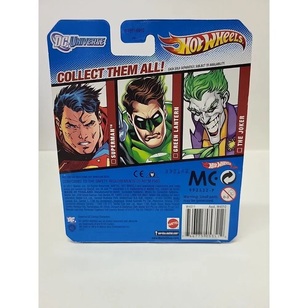 2011‎ Hot Wheels SUPERMAN Character Car DC Universe - 1:64